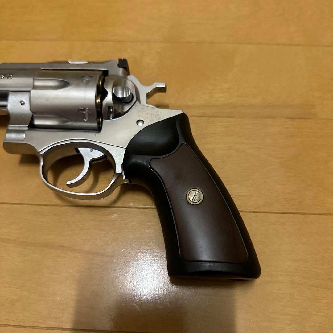 SUPER REDHAWK 44MAGNUMエアガン シルバー/ブラック 18才