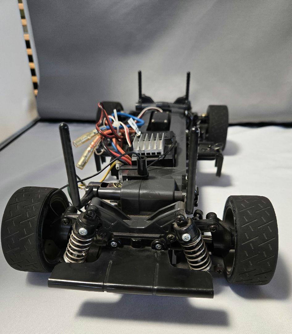 ニッサン ペンズオイル ニスモ　RCカー ボディ1/10、シャーシ、プロポ付き、