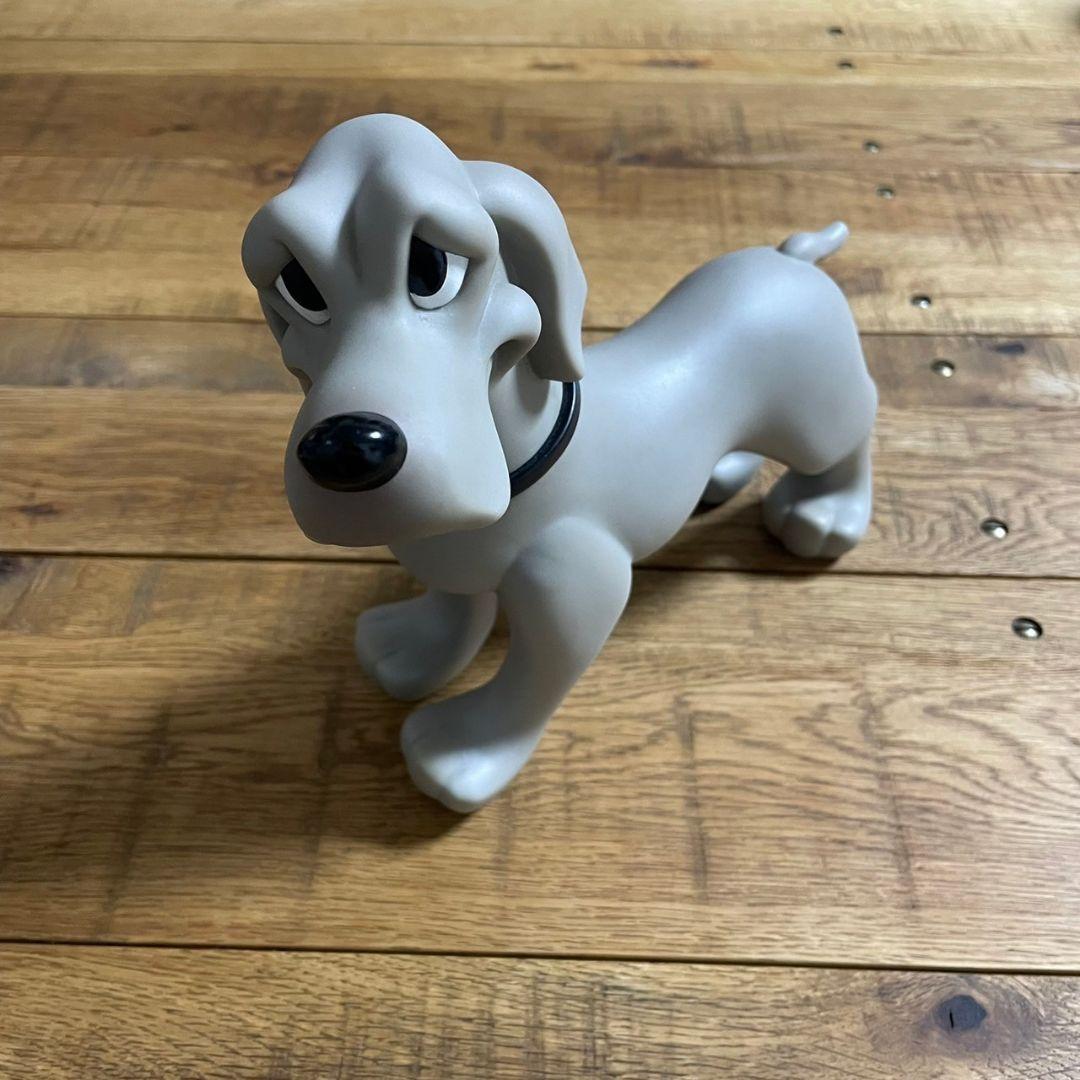 MEDICOM TOY ×NEIGHBORHOOD 犬のフィギュア 溜光素材