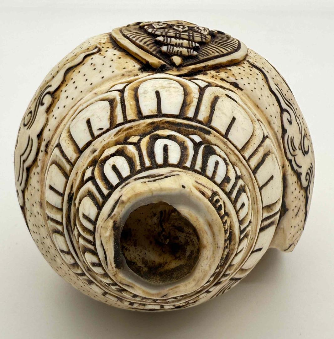 ◇チベット密教法具 法螺貝（シャンカ）ナーギー（龍神女）