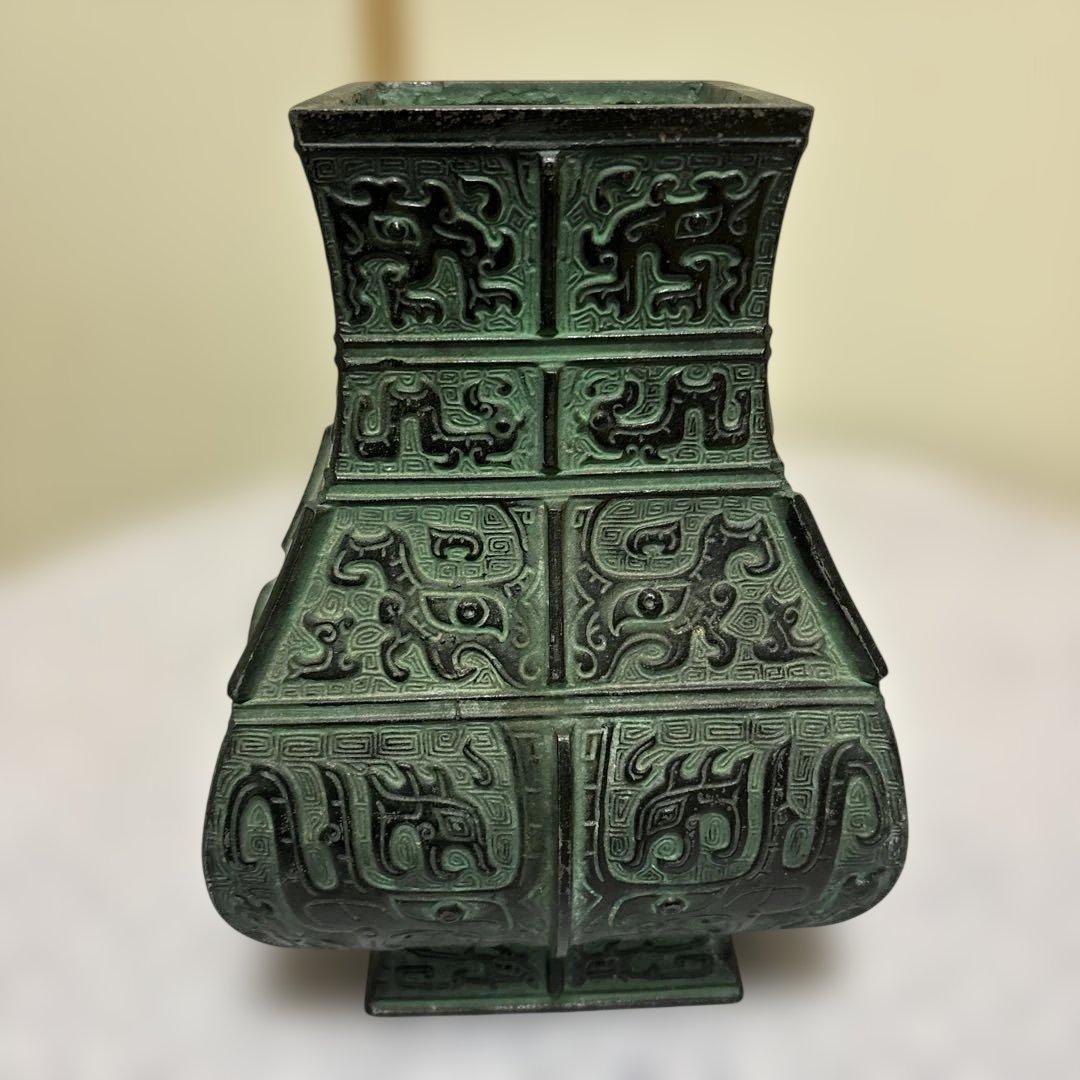 青銅製彫刻模様壺型装飾品 花瓶 花生 花入 花器 アンティーク