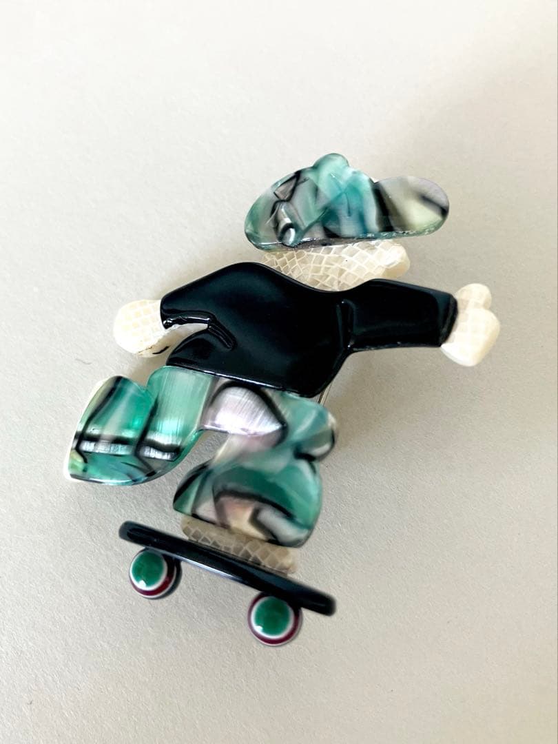 LEASTEIN 「SKATEBOARDER」・ SMILE ブローチセット - メルカリ
