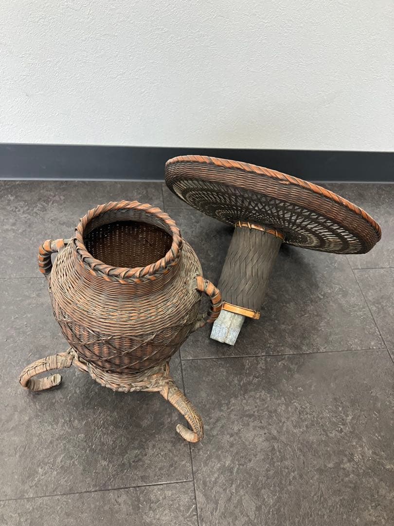 値下げ！古美術 生花 竹籠 花籠 唐物 花器 三足 古道具 籐