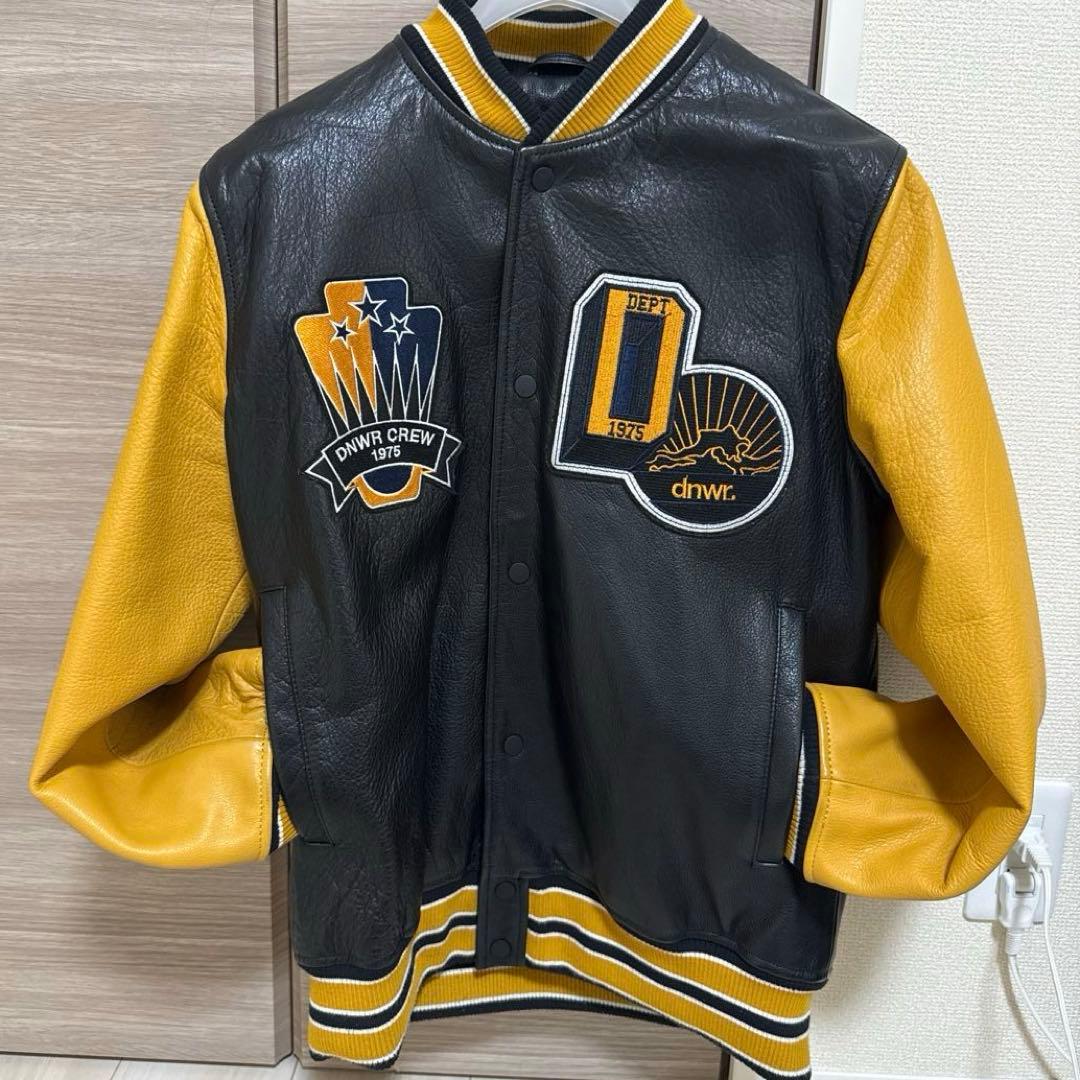 ZARA レザーボンバージャケット　スタジャン ZARA オールレザースタジャン ボンバージャケット Mサイズ