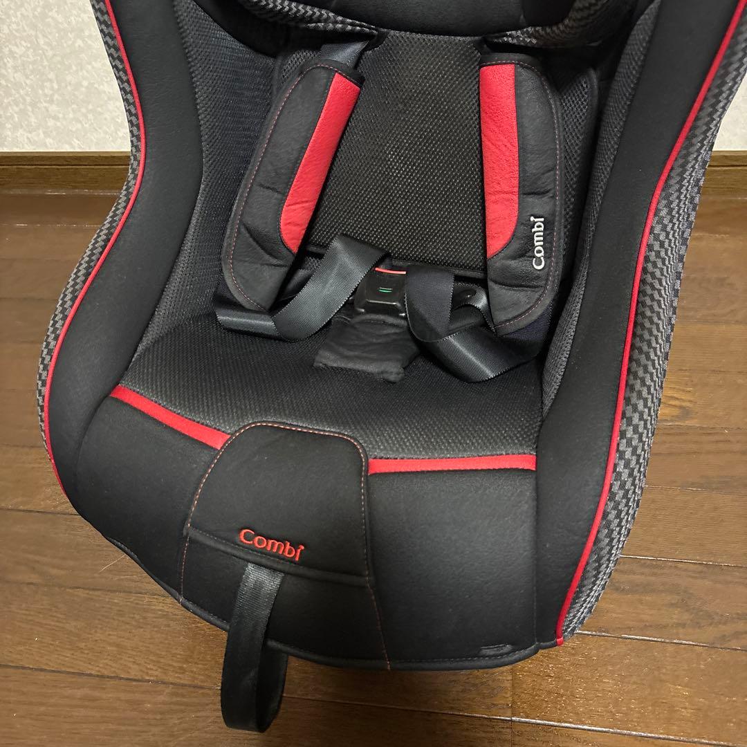 【極美品】Combi マルゴット ミラノブラック ジュニアシート