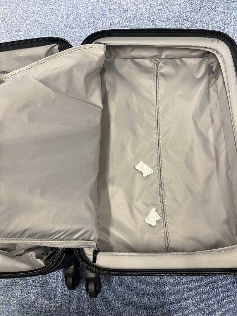 新品未使用 TUMI グレー キャリーケース70L キャリーケース・スーツ