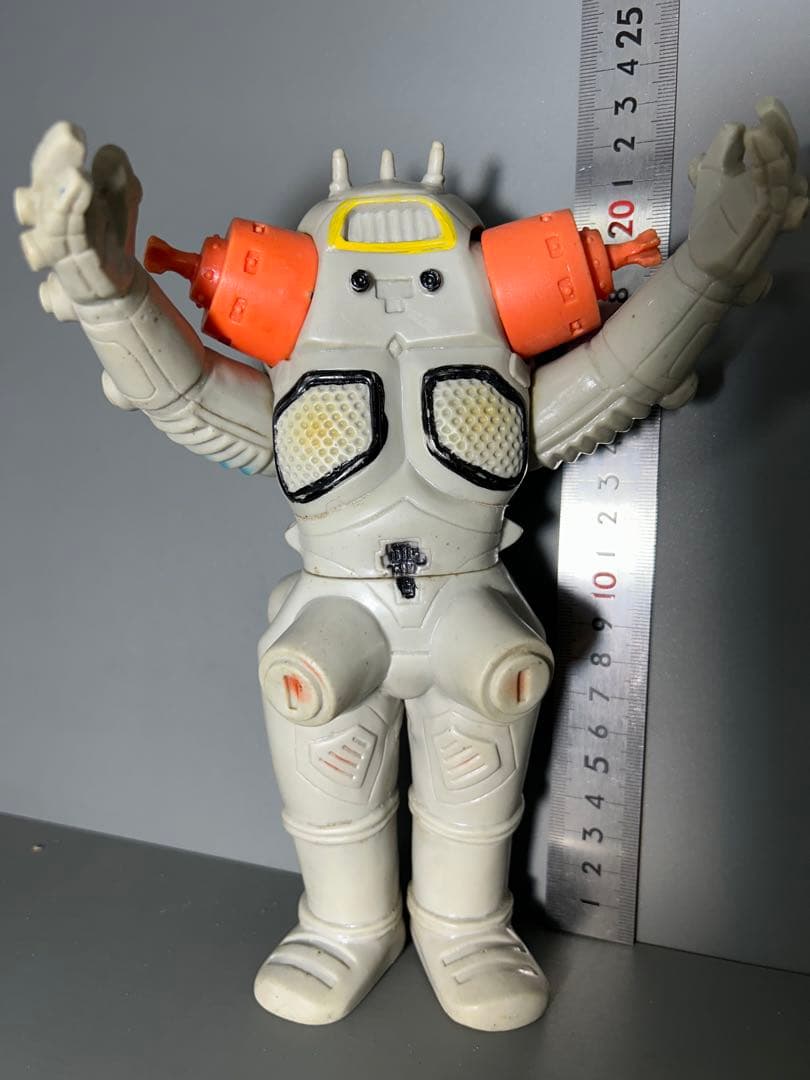 宇宙ロボット　キングジョー　移行期　円谷プロ