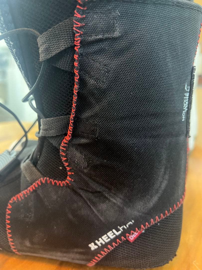 2シーズン10回程使用25.5cm DEELUXETEAMIDLTD 22-23