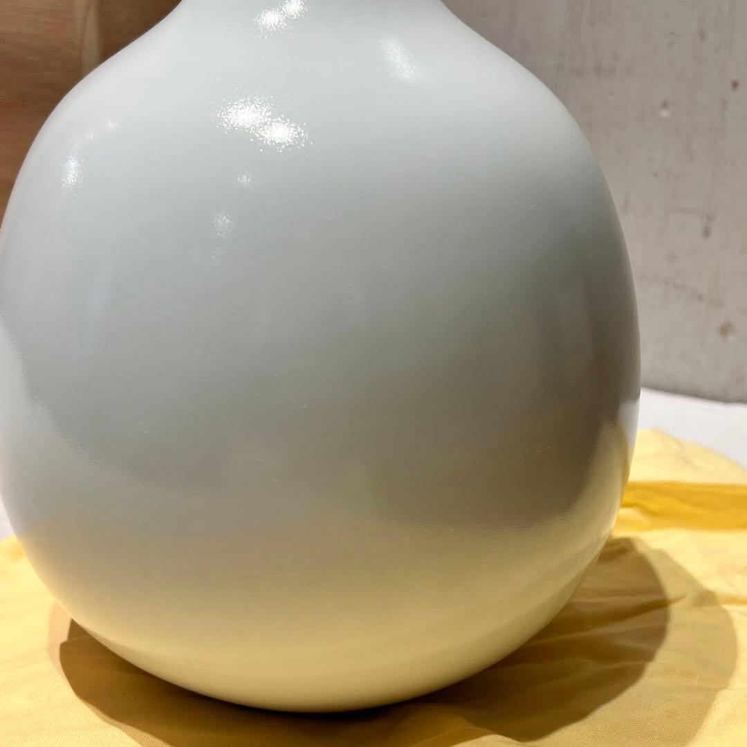 【人間国宝前田昭博作】壺　白瓷 白磁　花瓶　花入　陶芸　年代物　共箱入　やなせ窯