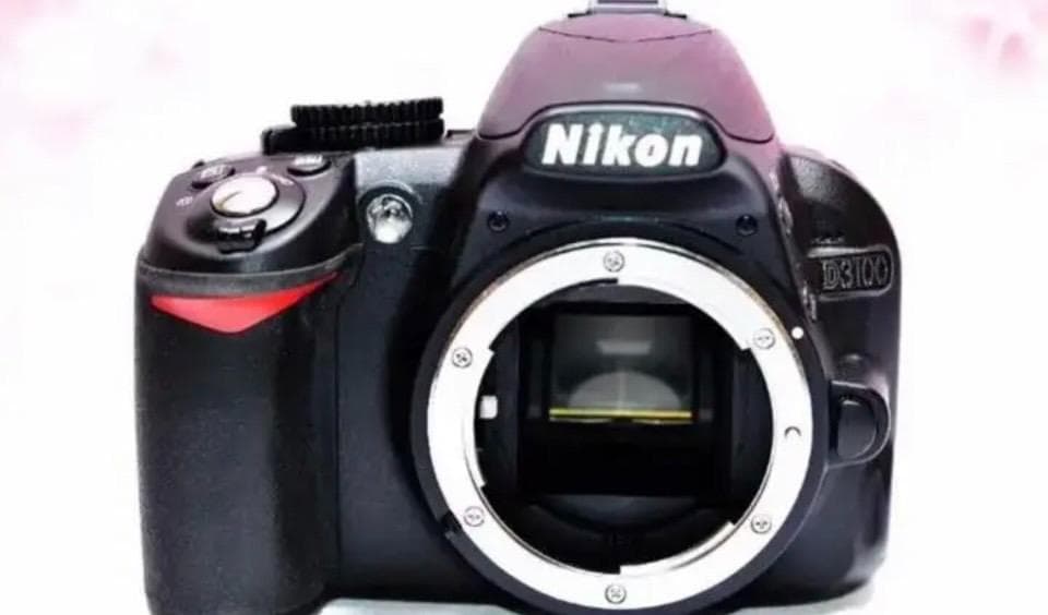 Nikon D3100☆スマホ転送OK＆即日発送☆ガイド機能つきカメラ♪3