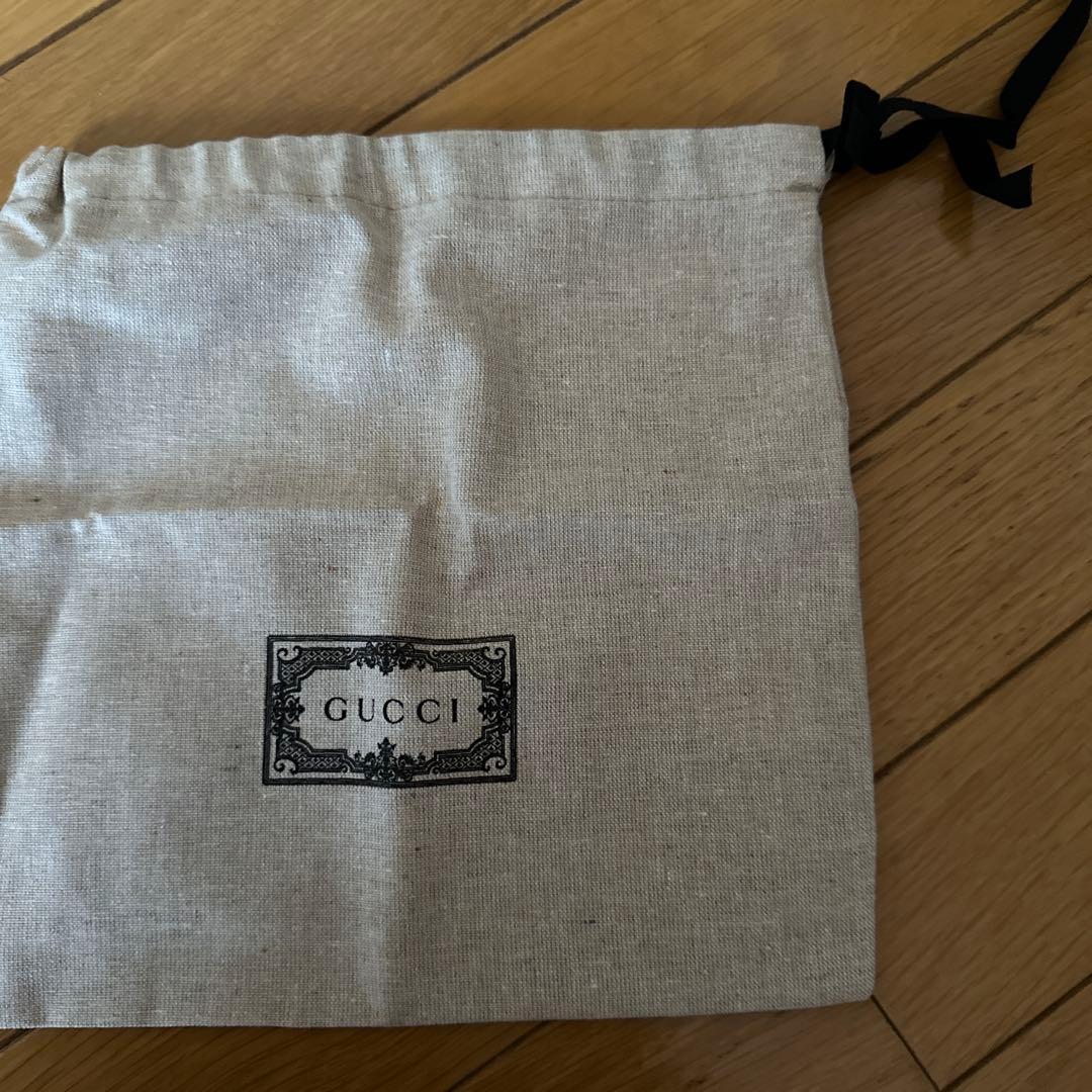 グッチ GG ストロベリー ヘアバンド・ターバン／シルク　保存袋付き