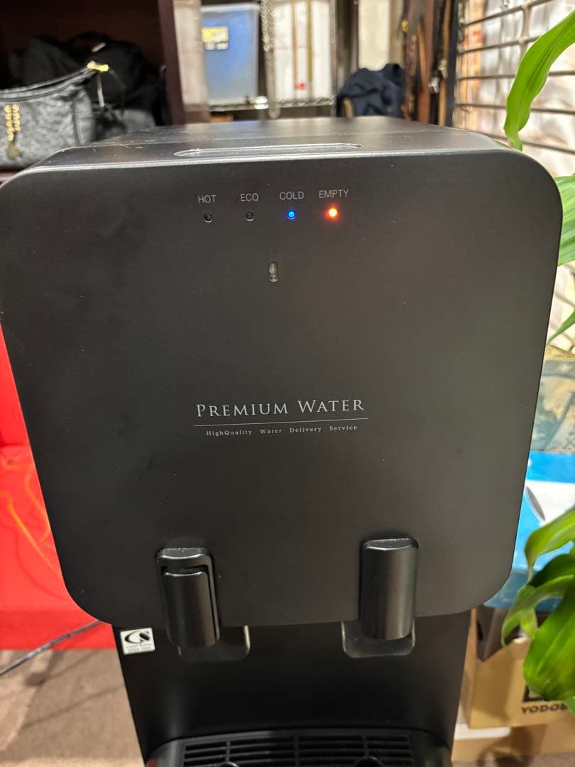 ウォーターサーバー プレミアムウォーター HC22D1L-PW-WB - メルカリ