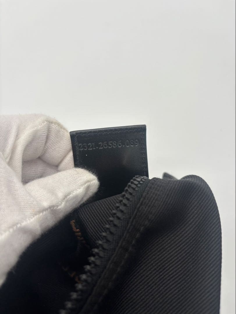 FENDI フェンディショルダーバッグ トートバッグ ナイロンハンドバッグ肩掛け