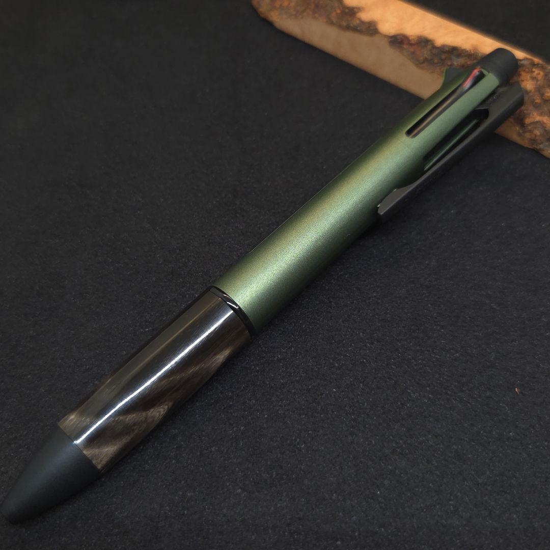 No.152ジェットストリームダークグリーン4&1カスタム水牛の角芯持ち仕様