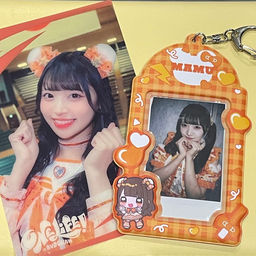 や*品様 iLiFE! 小熊まむ チェキホルダー&クリアカード チェキ付き
