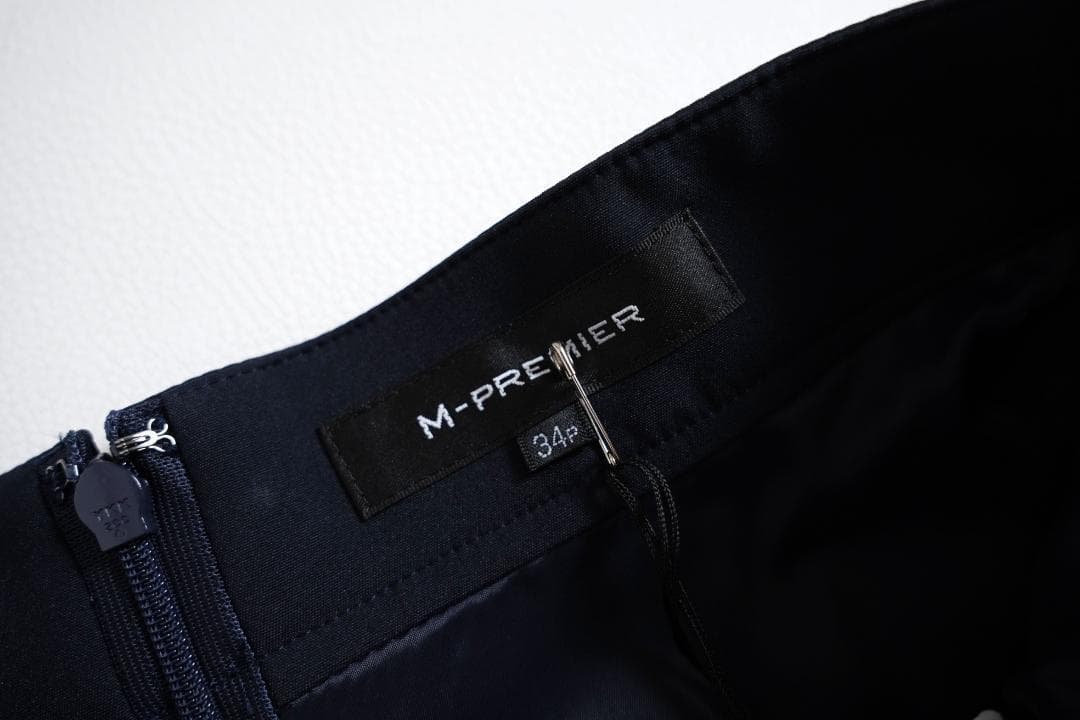186t*新品 エムプルミエ M-PREMIER フレアスカート