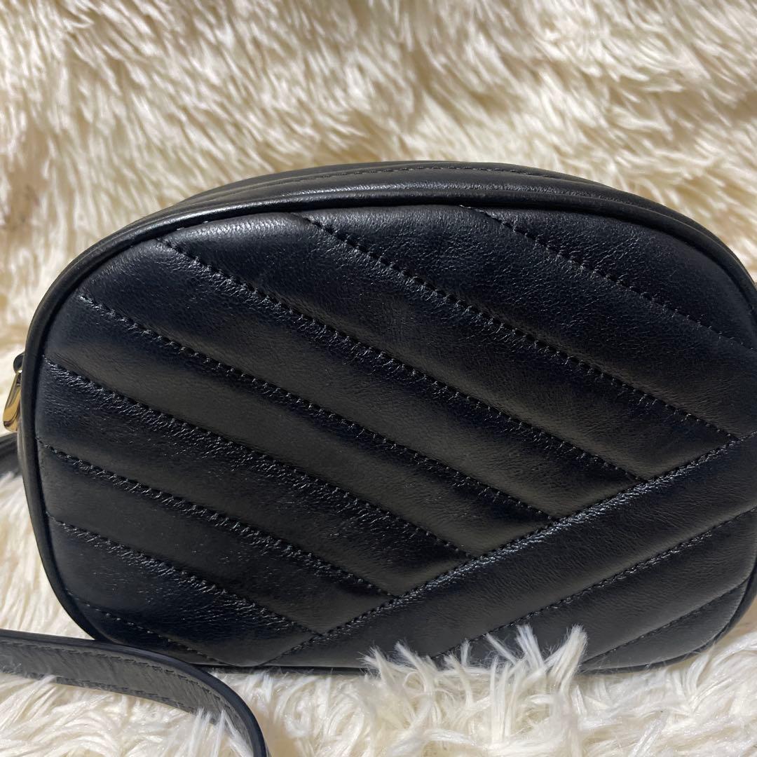 ✨TORY BURCH✨チェーンショルダー　キラ　シェブロン　キルティング