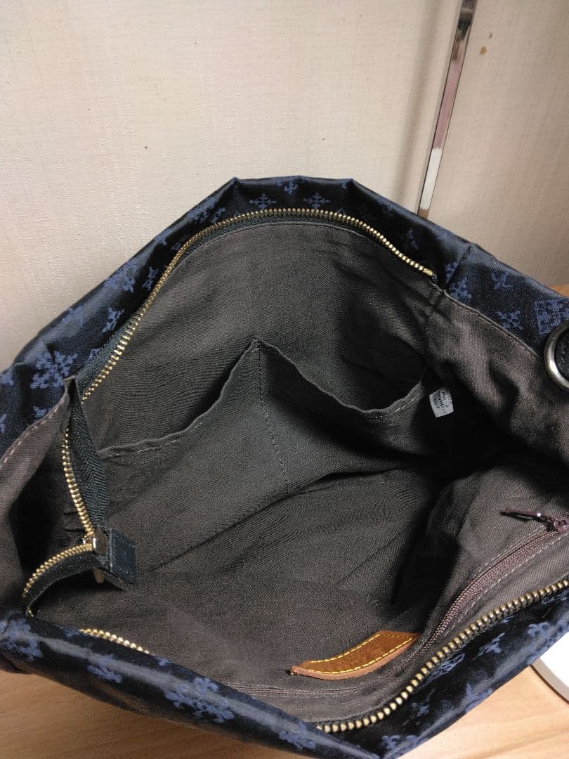 美品　russet　ネイビー　ナイロン ショルダーバッグ ゴールド金具