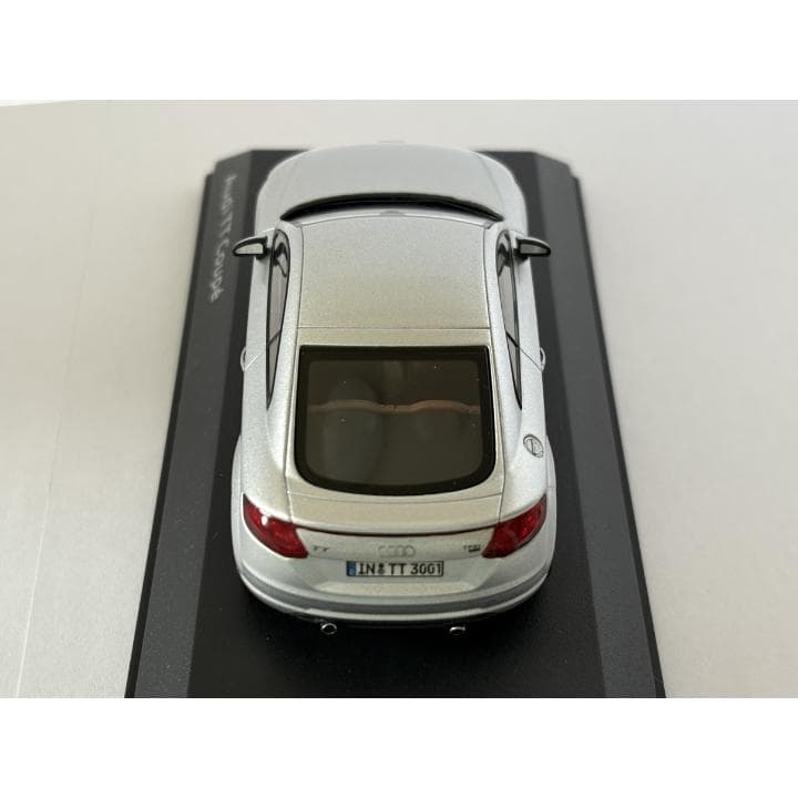 【新品】Audi TT Coupé ミニカー シルバー 1:43