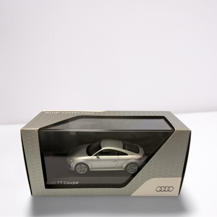 【新品】Audi TT Coupé ミニカー シルバー 1:43