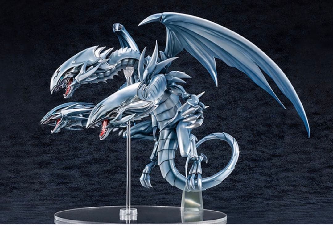 【新品・未開封】遊戯王 デュエルモンスターズ 青眼の究極竜 フィギュア あみあみ