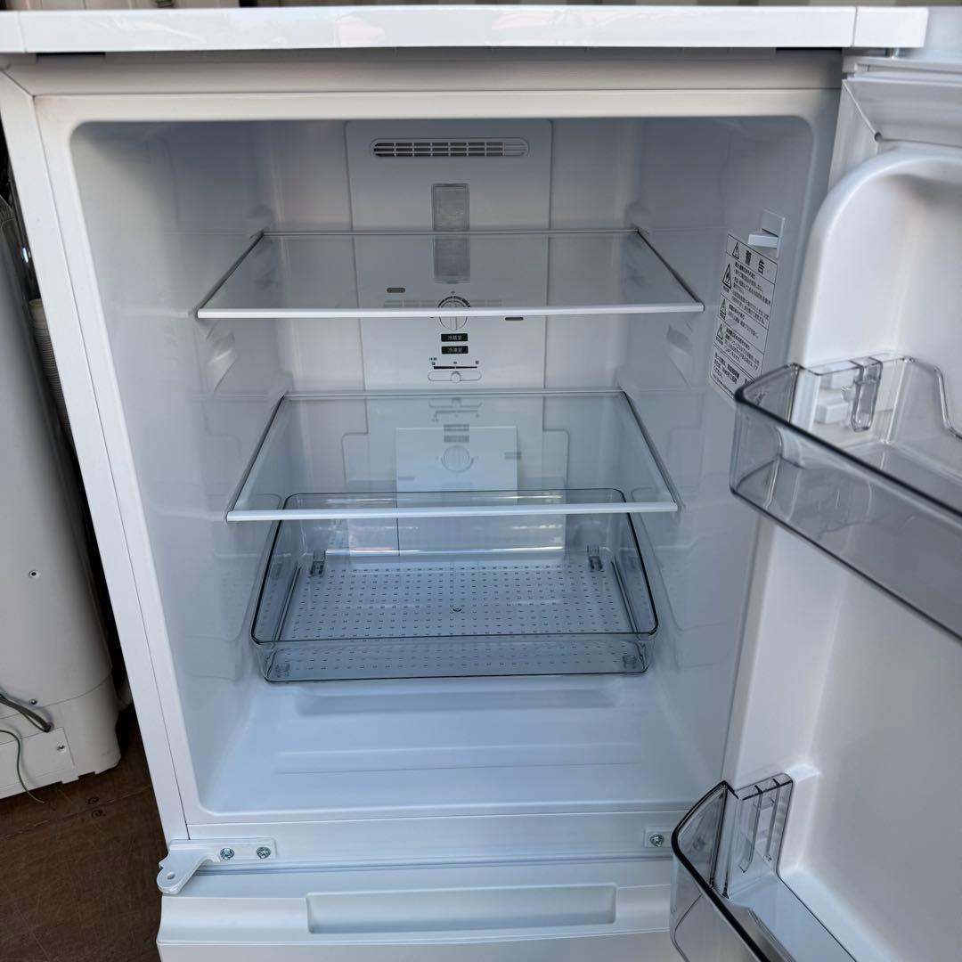 C7901★2024年製美品★シャープ　冷蔵庫　右.左開き　霜取り　一人暮らし