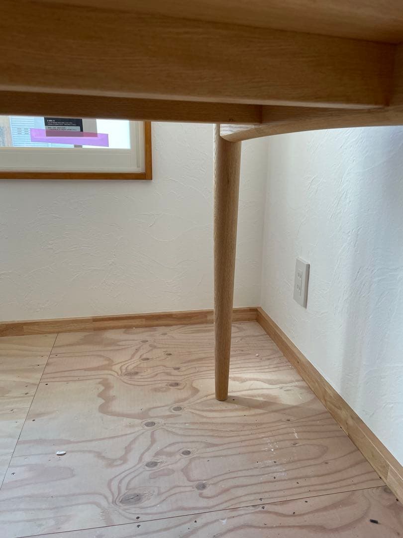 【飛騨高山　オークヴィレッジ】 ダイニングテーブル　Swallow