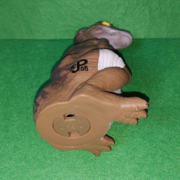 ジュラシックパーク　ロストワールド　フィギュア　Tレックス　ハッチリング　たまご