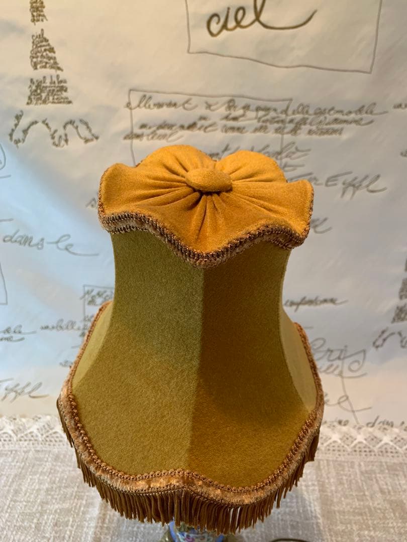 フランス製 アンティークのセーブル焼の電気スタンド！シェードも綺麗