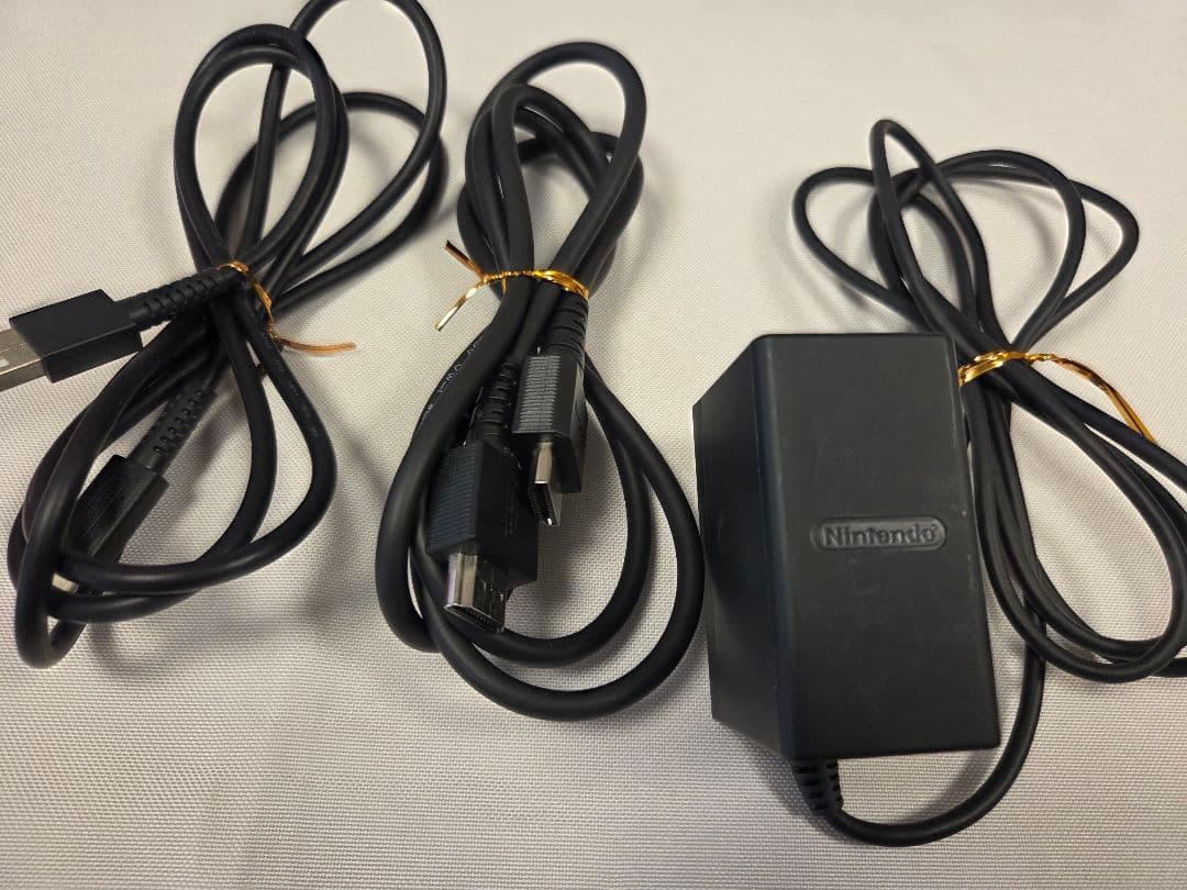 Nintendo Switch 本体 + ジョイコン&ケースセット