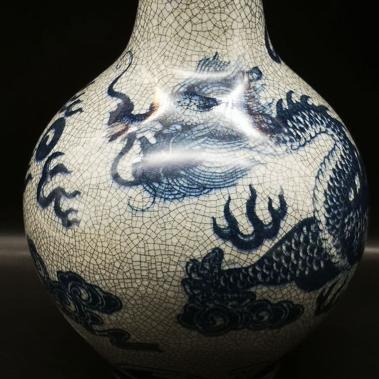 官窑青花磁器 龍の花瓶 骨董品 収蔵品 置物