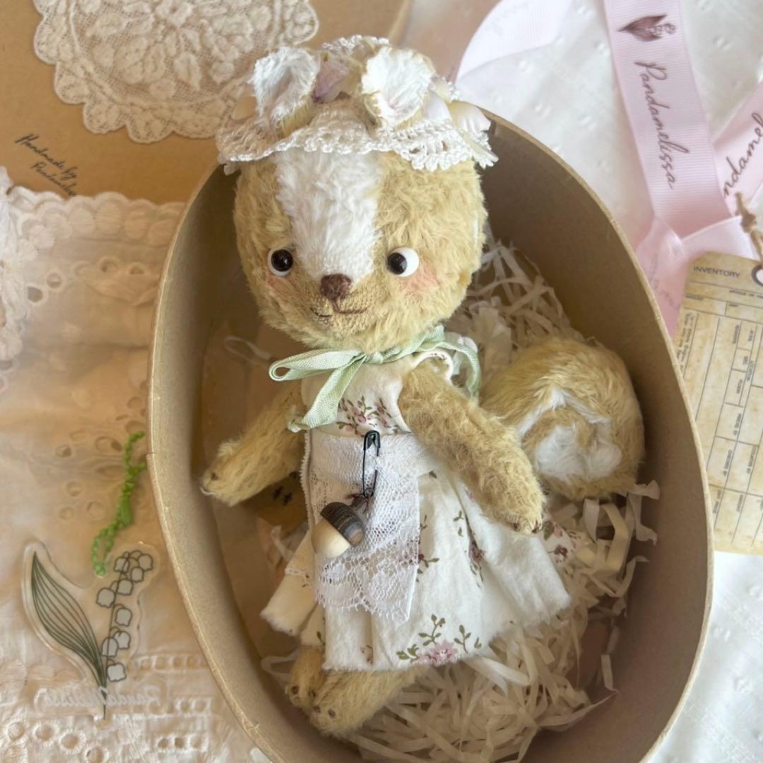 アーティストベア ぬいぐるみ 海外作家様 ハンドメイド 尻尾巻き巻きの