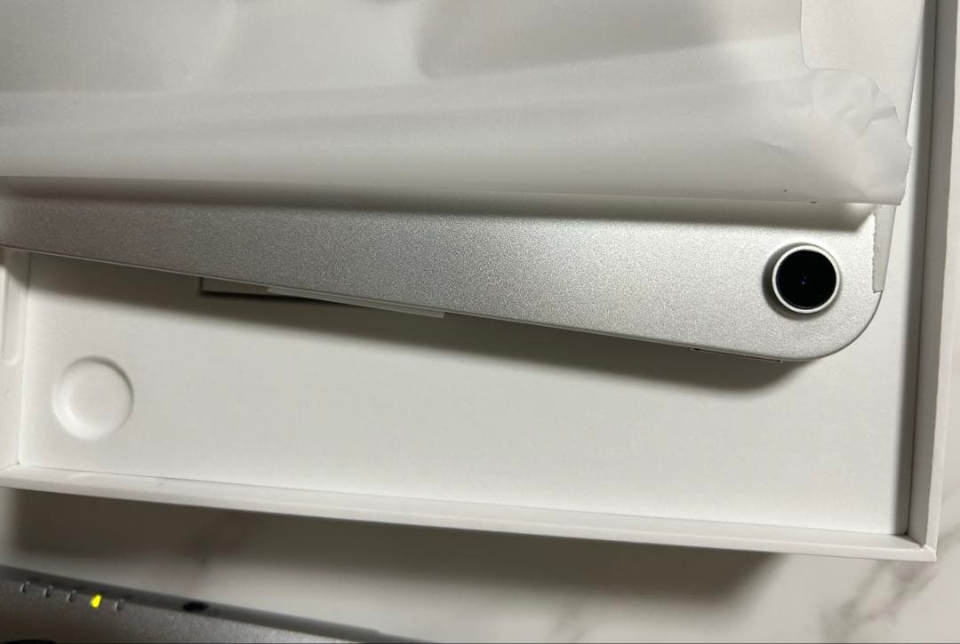 【超美品】iPad10世代Wi-Fi 64GB