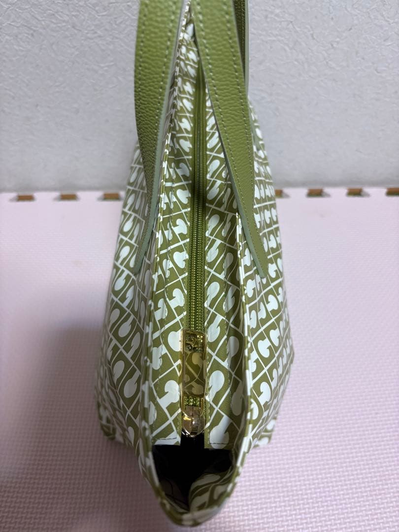 ゲラルディーニ☆ソフティ☆トートバッグ☆軽いハンドバッグ☆GHERARDINI