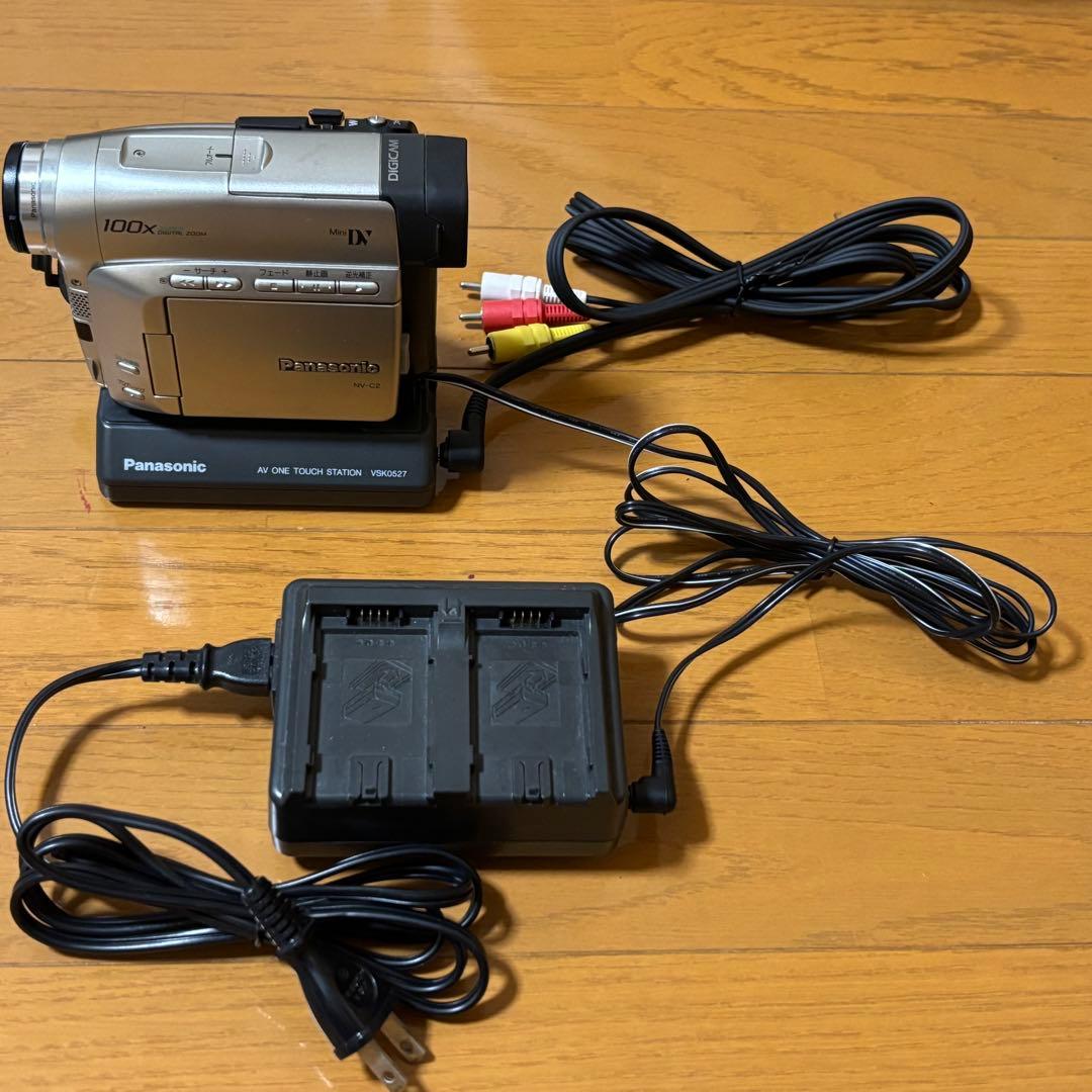 miniDVダビングに！デジタルビデオカメラPanasonic NV-C2