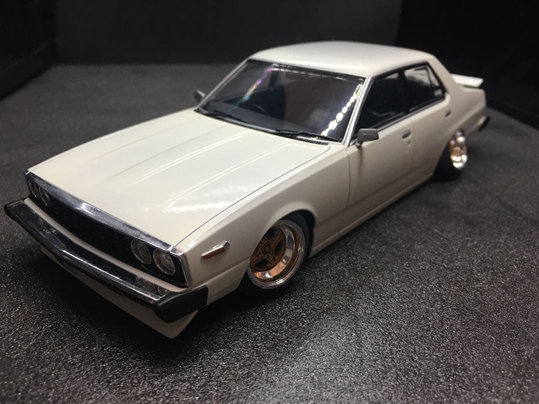 旧車プラモデル完成品1／２４フジミスカイラインジャパン