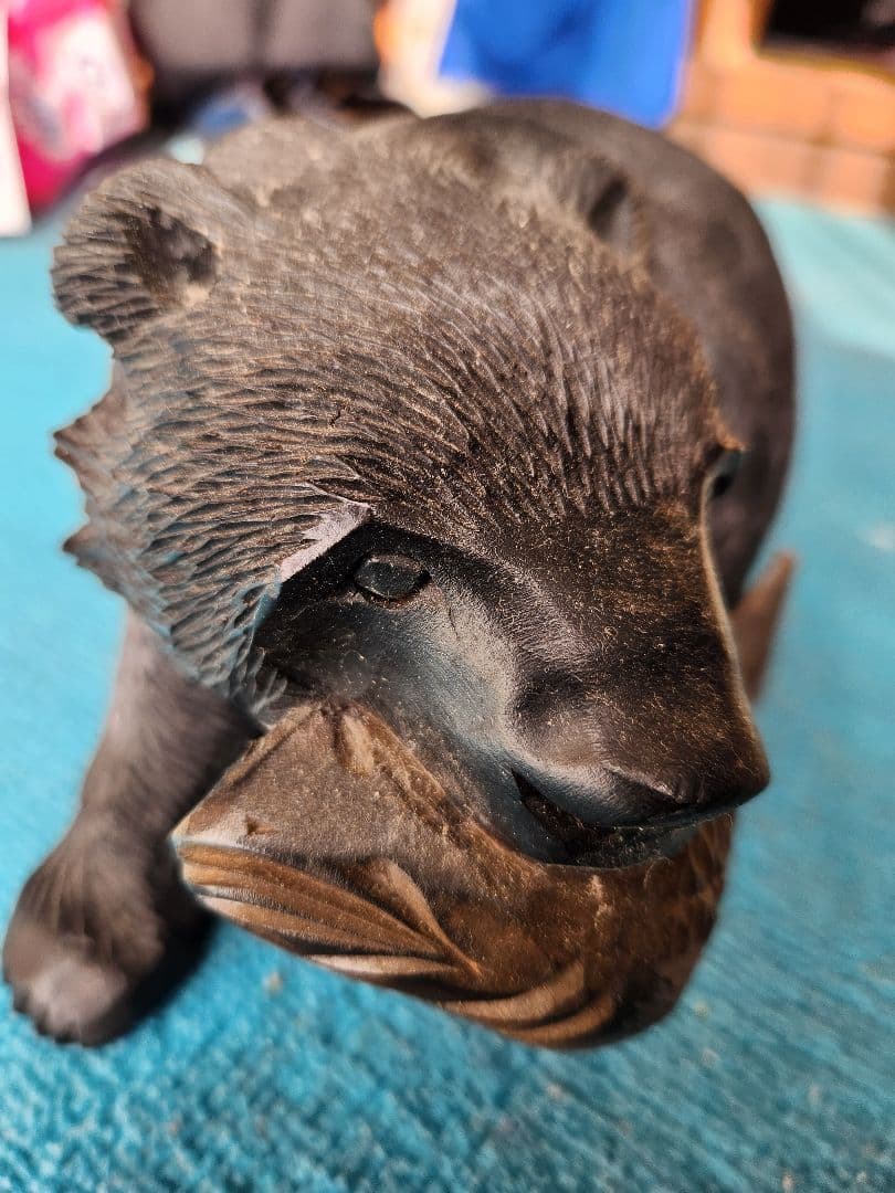木製クマの彫刻 魚を持つ 昭和レトロ