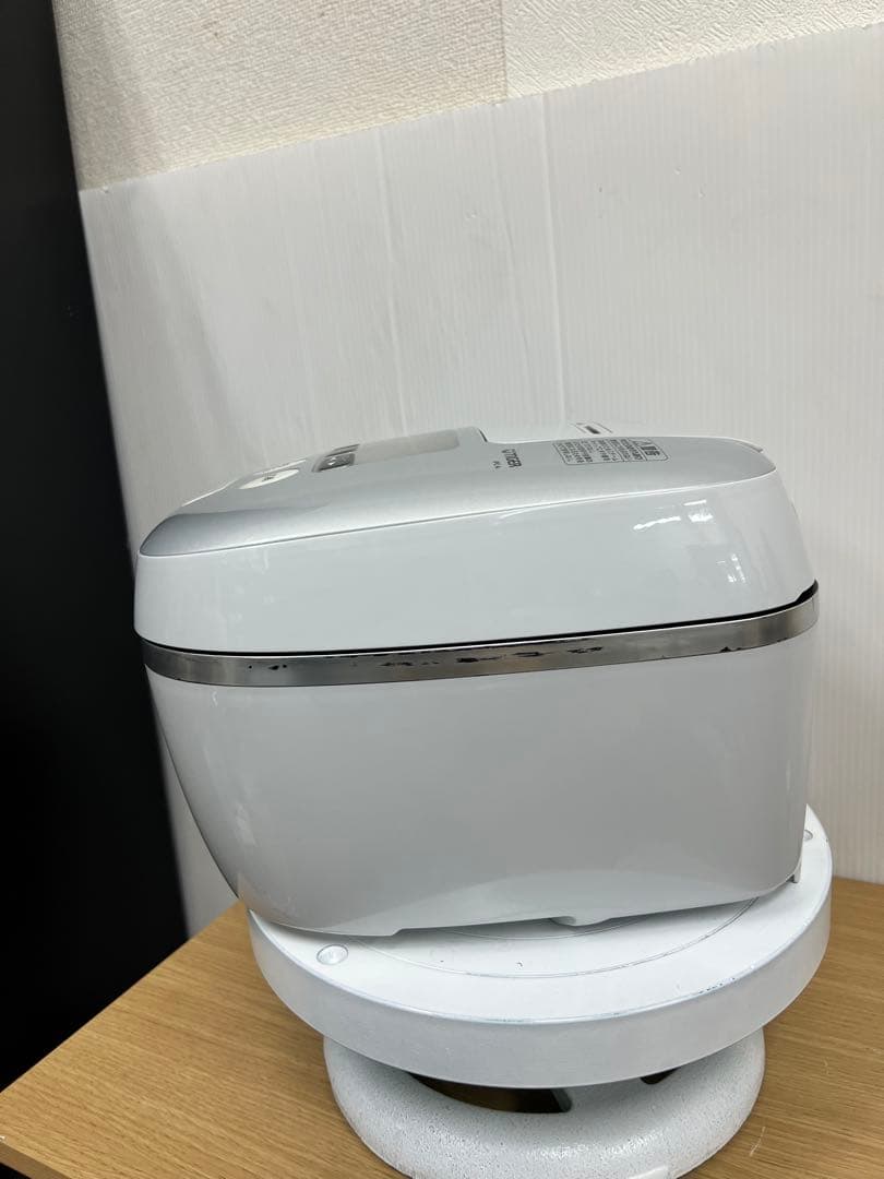 TIGER 炊飯器 型番：JPC-A100（1.0L / 5.5合）2017年製