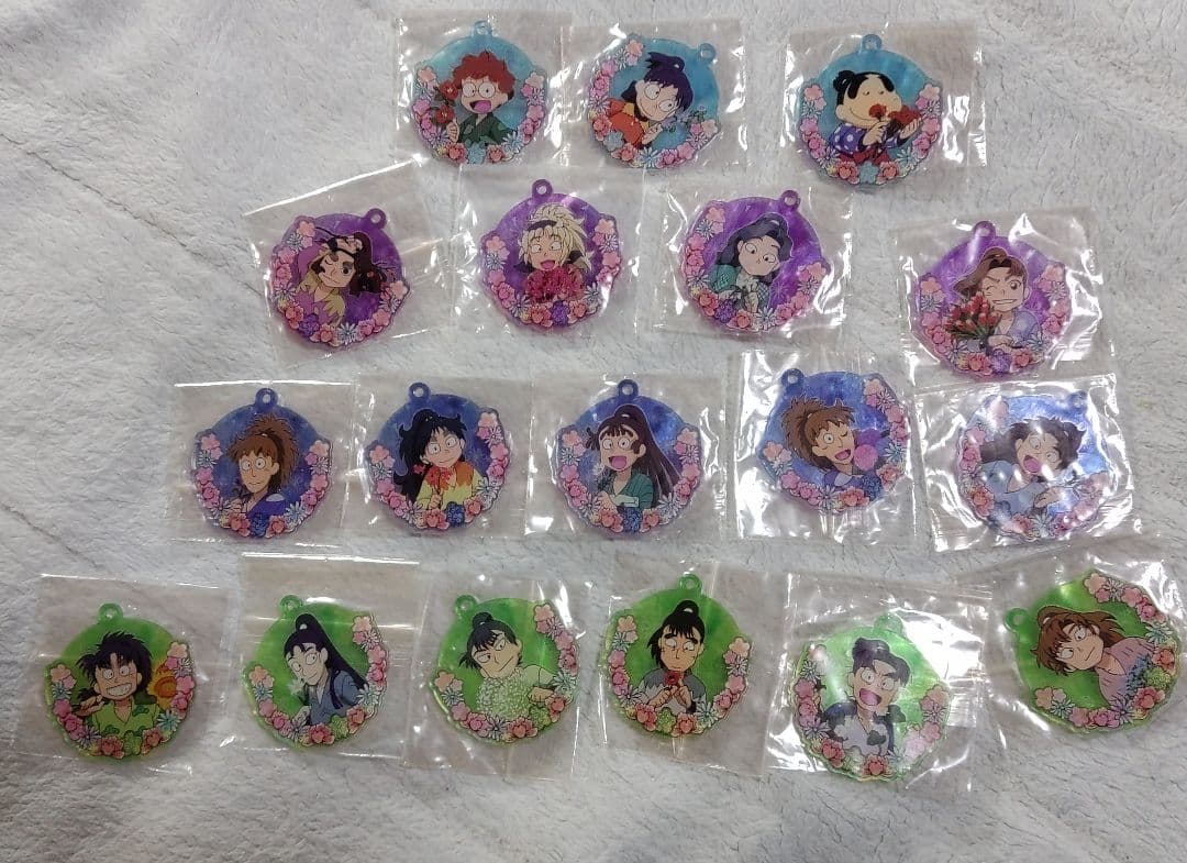 平成仮面ライダー あたりツキ！ トレーディング 缶バッジの通販はau