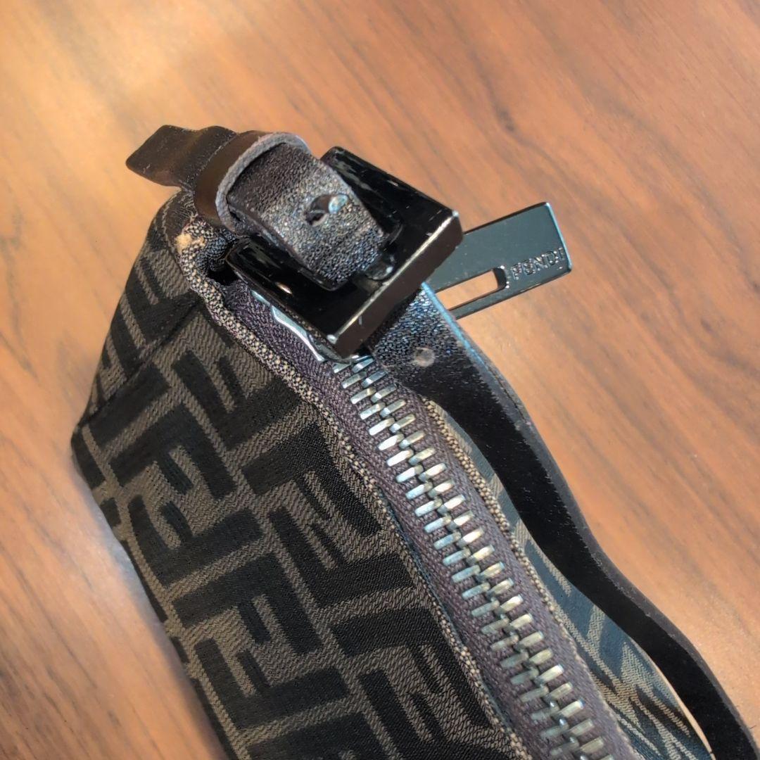 FENDI フェンディ ズッキーノ ワンショルダーバッグ