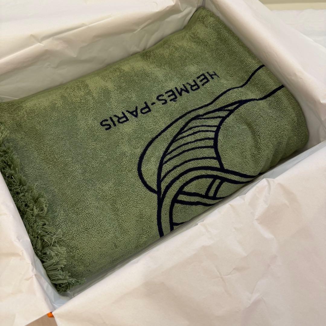 新品 HERMÈS エルメス イヤーズギフト 2025 ブランケット タオル