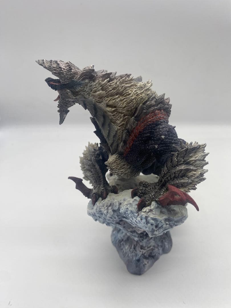 モンハン ジンオウガ亜種 フィギュア クリエイターズモデル モンハン部限定