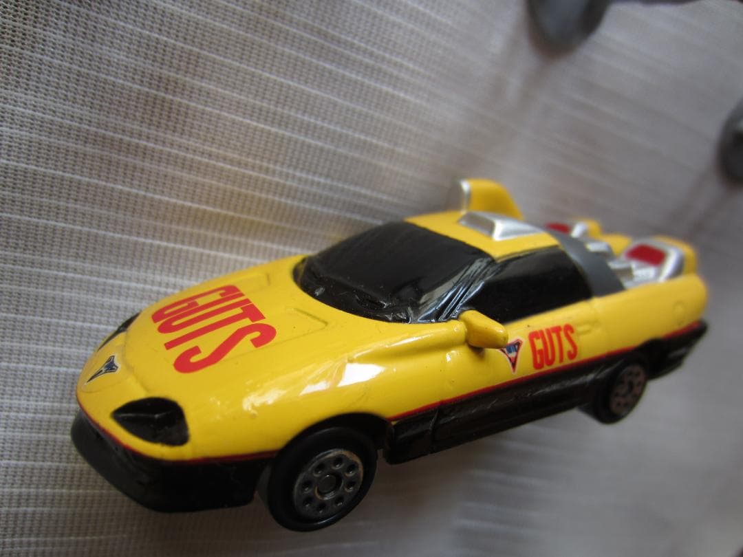 円谷特車３台セット／TDF ポインター、MATビハイクル、GUTSシャーロック