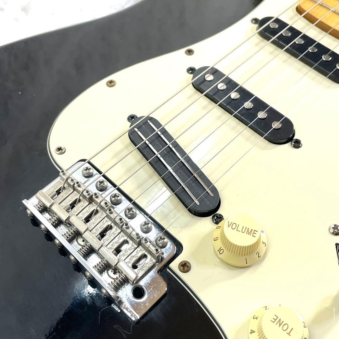 Squier by Fender ミニハム Eシリアル ストラトキャスター