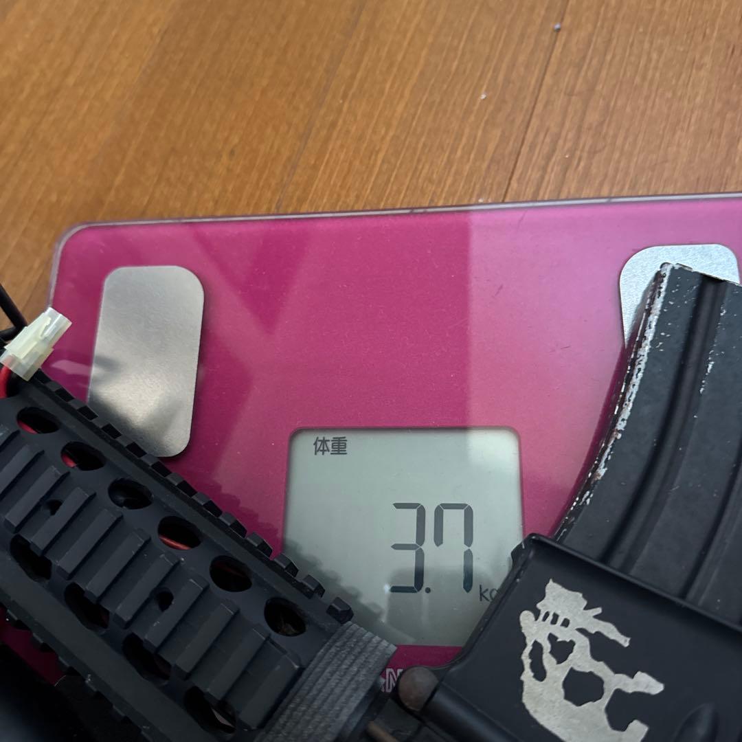 ジャンク品　M4A1 電動ガン ブラック スコープ付き