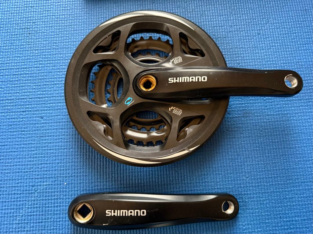 GIANT アルミフレーム + SHIMANO クランクセット他 GIANT アルミ