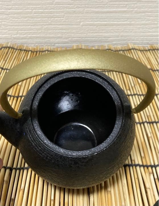 新品 菊地保寿堂 奥山清行デザイン ティーポット まゆss 南部鉄瓶 南部