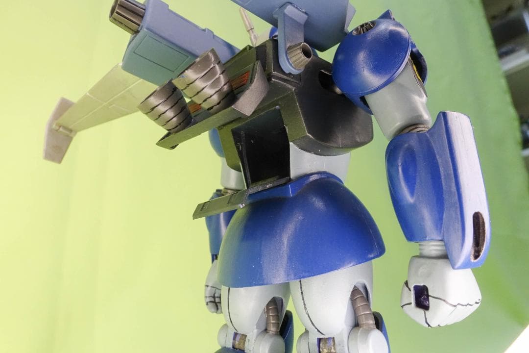 【全塗装完成品】1/144　R.Vバイファム／ネオファム／トゥランファム