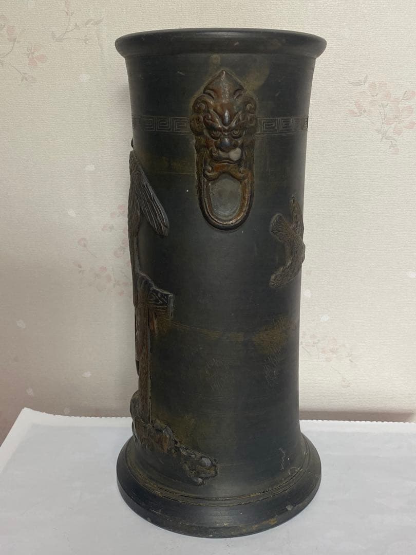 ⭐️明治時代 貼花 鬼面 鷹 翔雀文様 筒形壺 瓶 一点物