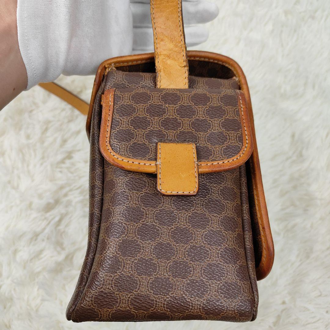 本日限定価格　セリーヌ　ショルダーバッグ　ボックス型　マカダム　トリオンフ